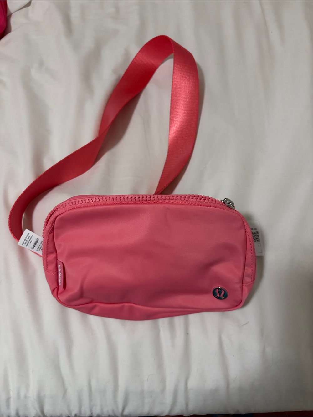 lululemon athletica Coral Pink everywhere belt Bag
